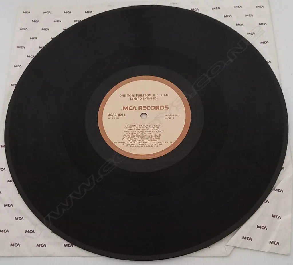 Lynyrd Skynyrd, One More From The Road (Double album) Image 1++
